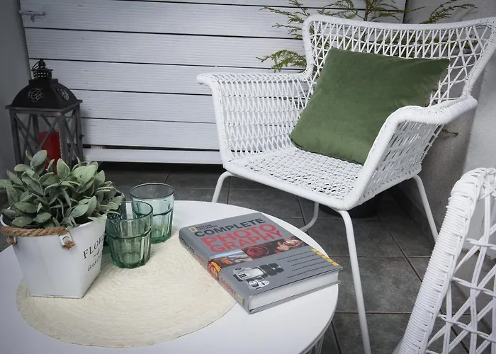 Lakefront - & Hiša za goste 3*