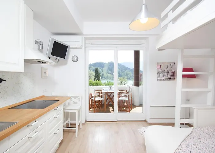 Lakefront - & Hiša za goste Bled