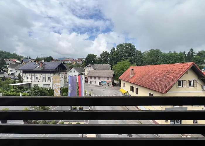 Lakefront - & Hiša za goste 3*