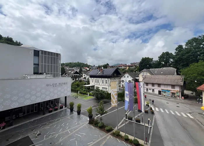 Lakefront - & Hiša za goste Bled