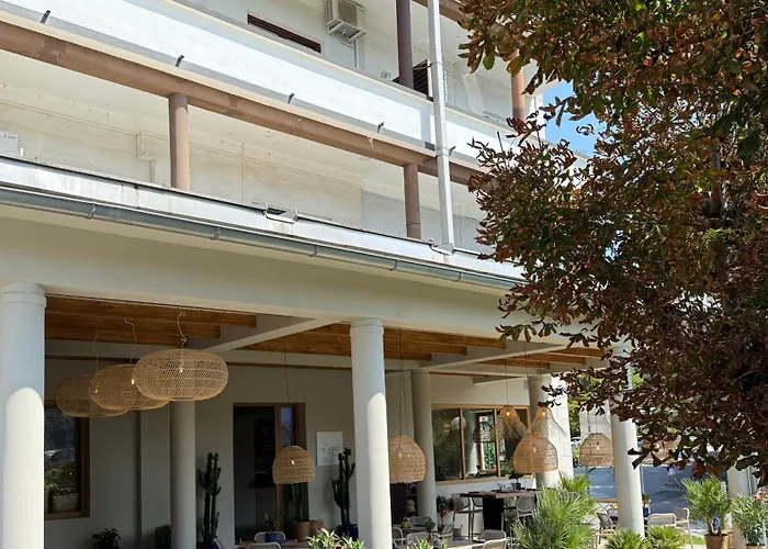 Hiša za goste Lakefront - &